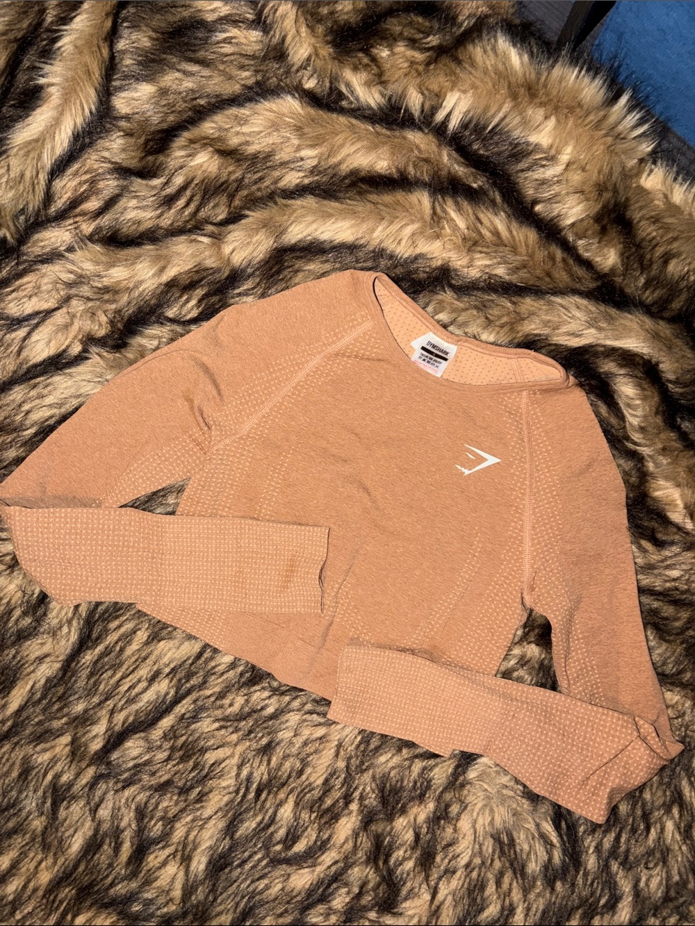 GYMSHARK Brown Long Sleeve Crew Neck Cropped Workout Athletic Top Size Small